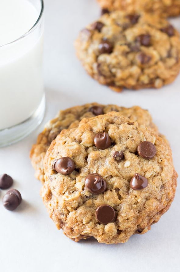Soft and Chewy Oatmeal Chocolate Chip Cookies
