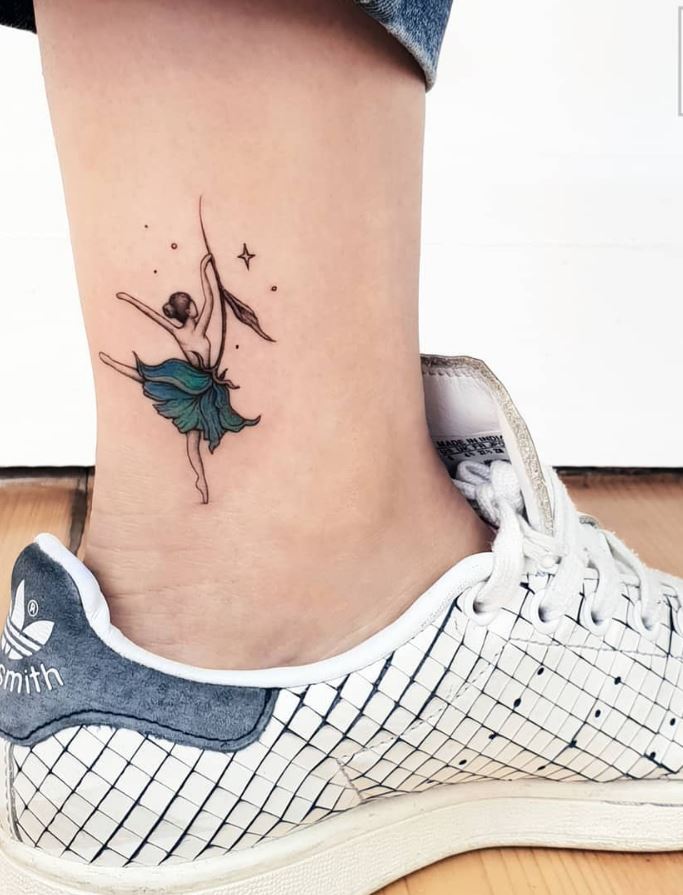 50 Beautiful Small and Colorful Tattoos - Doozy List